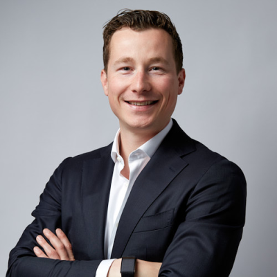 Dealmaker photo