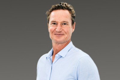 Dealmaker photo