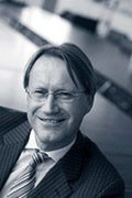 Dealmaker photo