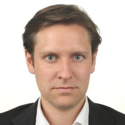 Dealmaker photo