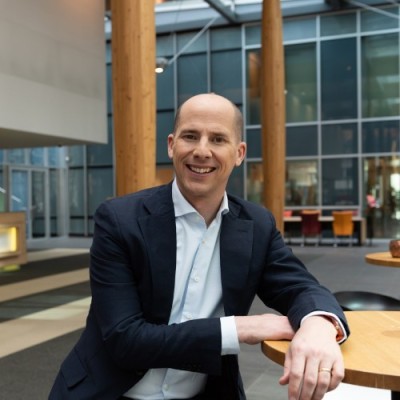 Dealmaker photo