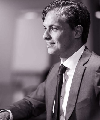 Dealmaker photo