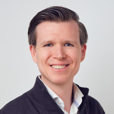 Dealmaker photo