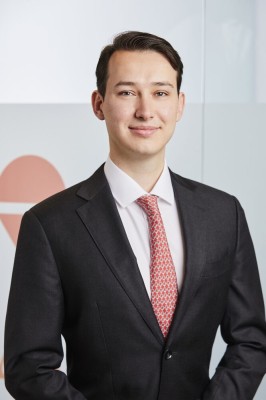 Dealmaker photo