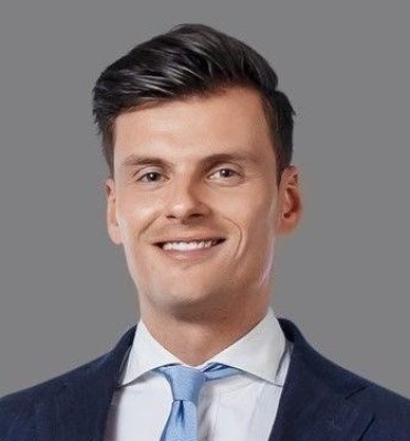 Dealmaker photo