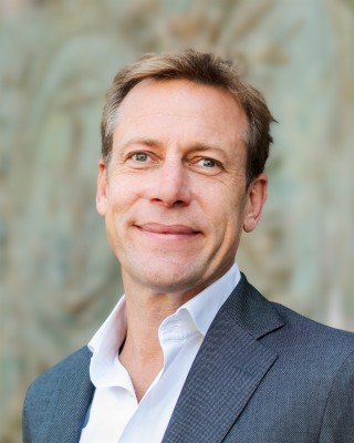 Dealmaker photo