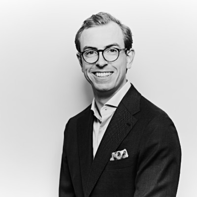 Dealmaker photo