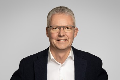 Dealmaker photo