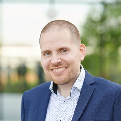 Dealmaker photo