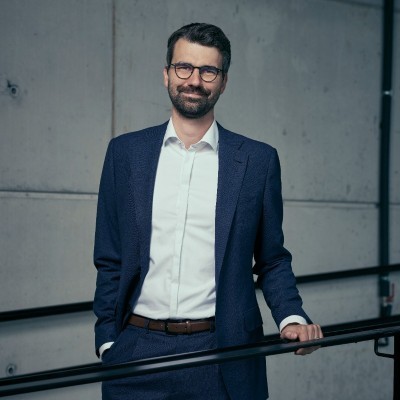 Dealmaker photo