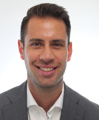 Dealmaker photo