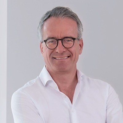 Dealmaker photo