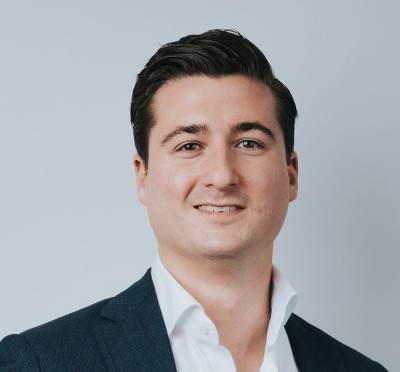 Dealmaker photo