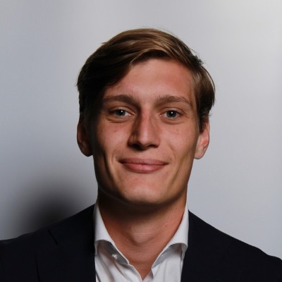 Dealmaker photo