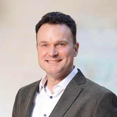 Dealmaker photo