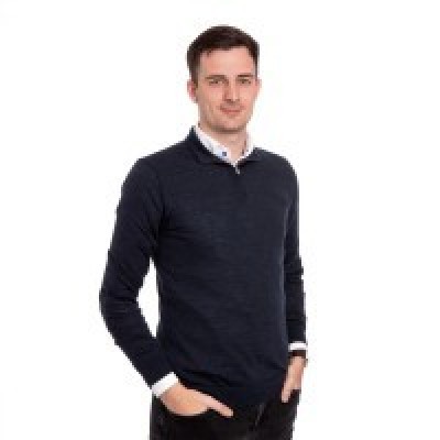 Dealmaker photo