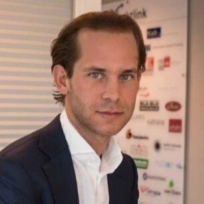 Dealmaker photo