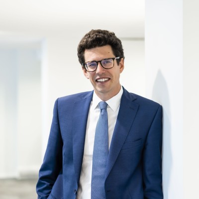Dealmaker photo