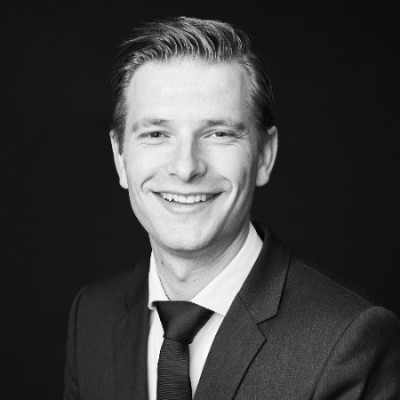 Dealmaker photo