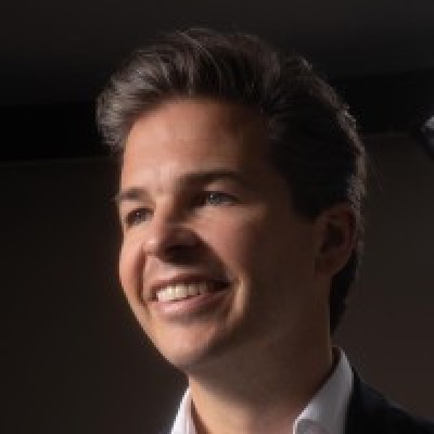 Dealmaker photo