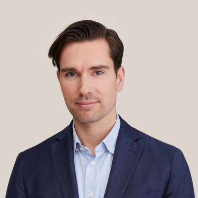 Dealmaker photo