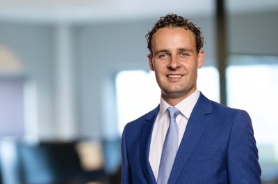 Dealmaker photo