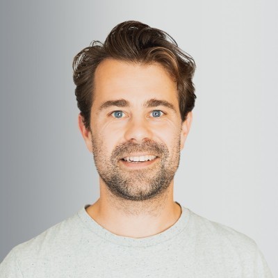 Dealmaker photo