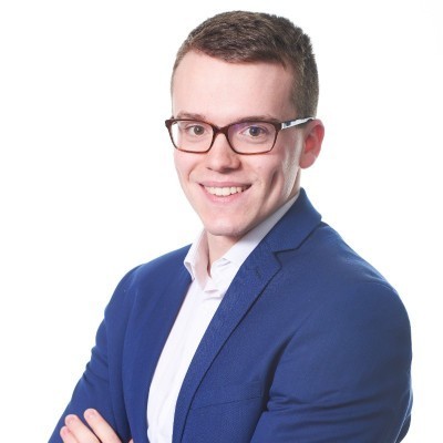 Dealmaker photo