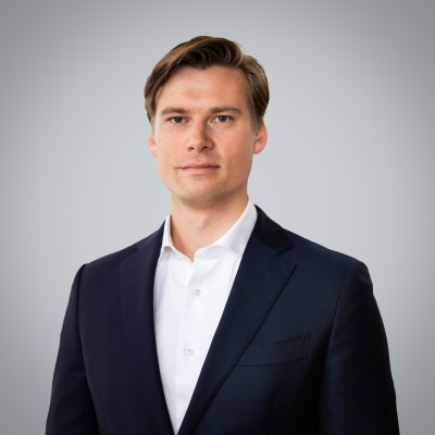 Dealmaker photo