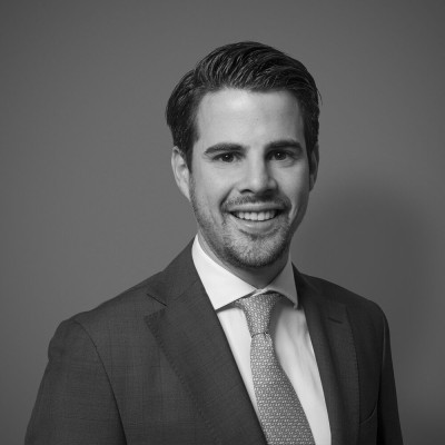 Dealmaker photo
