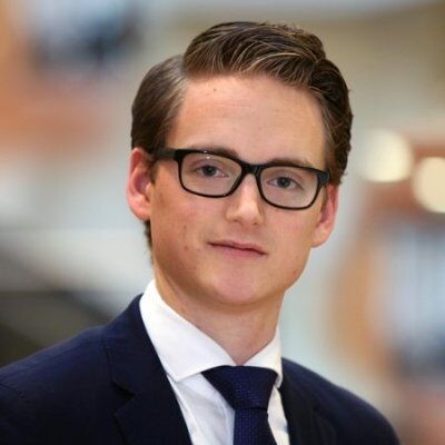 Dealmaker photo