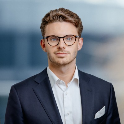 Dealmaker photo