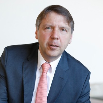 Dealmaker photo