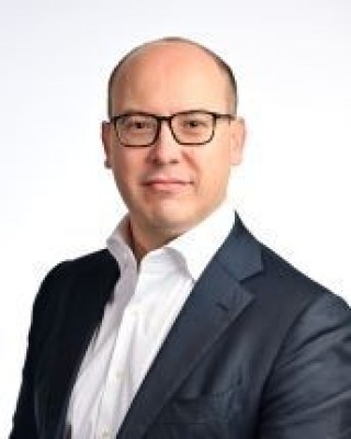 Dealmaker photo
