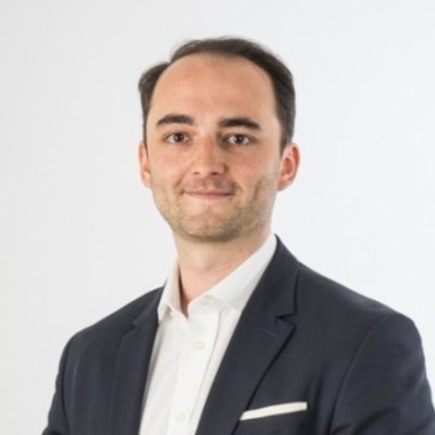 Dealmaker photo