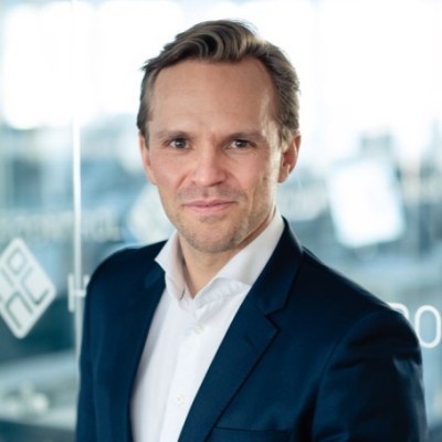 Dealmaker photo