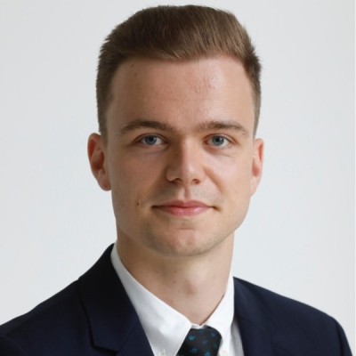 Dealmaker photo
