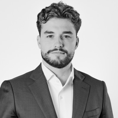 Dealmaker photo