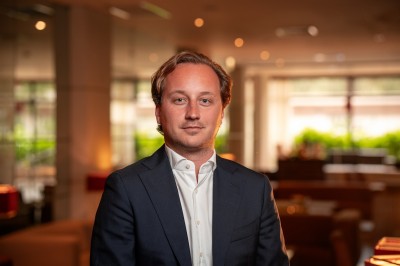 Dealmaker photo