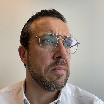 Dealmaker photo