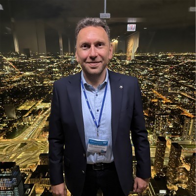 Dealmaker photo