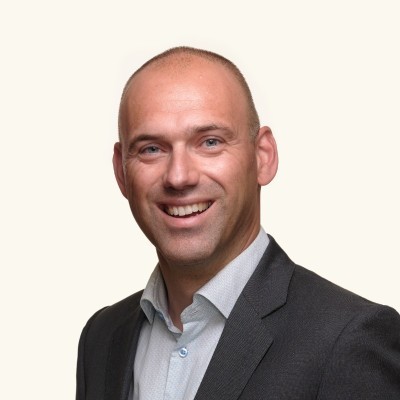 Dealmaker photo