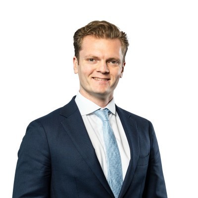 Dealmaker photo