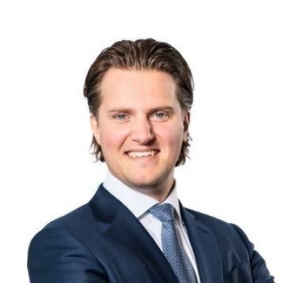 Dealmaker photo