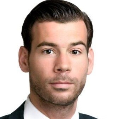 Dealmaker photo