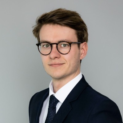 Dealmaker photo