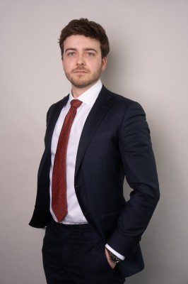 Dealmaker photo