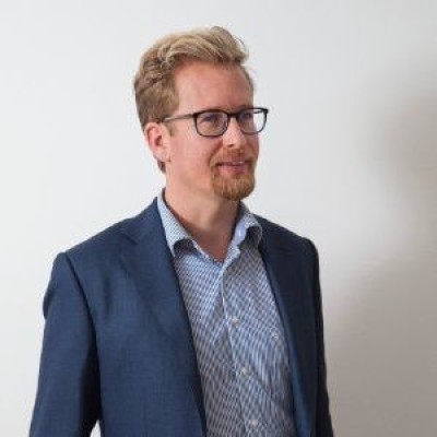 Dealmaker photo
