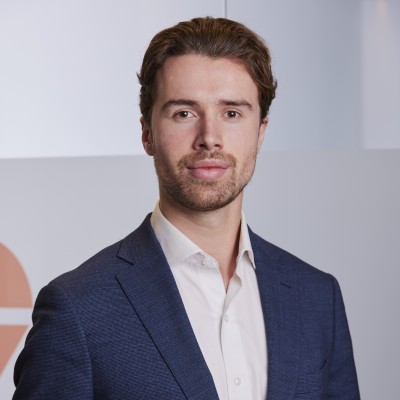 Dealmaker photo