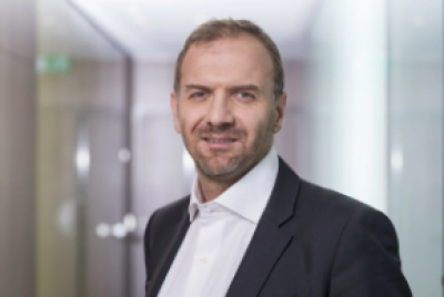 Dealmaker photo